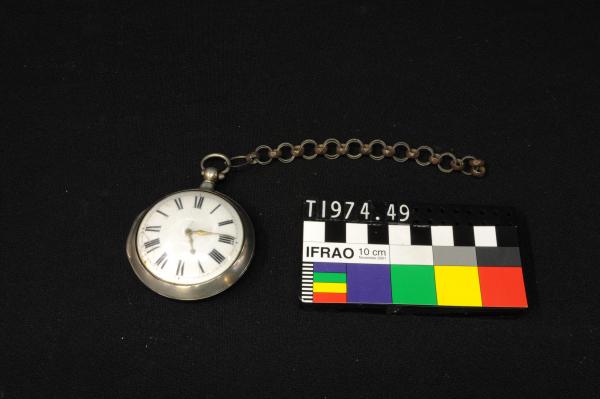 POCKET WATCH, on chain