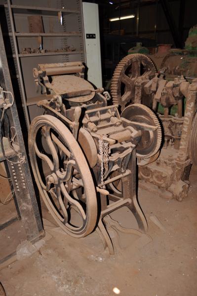 PRINTING PRESS
*DE-ACCESSIONED*