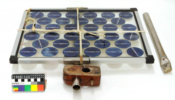 PHOTOVOLTAIC PANEL