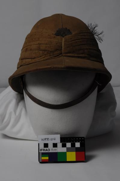 HELMET, Foreign service, Pattern 1902 (Pith helmet)