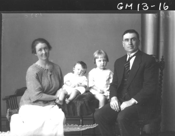 Portrait of a woman, man and two children, 'Dunne'