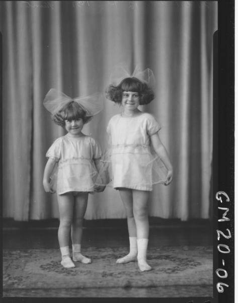 portrait of two small girls F/L, Hunt