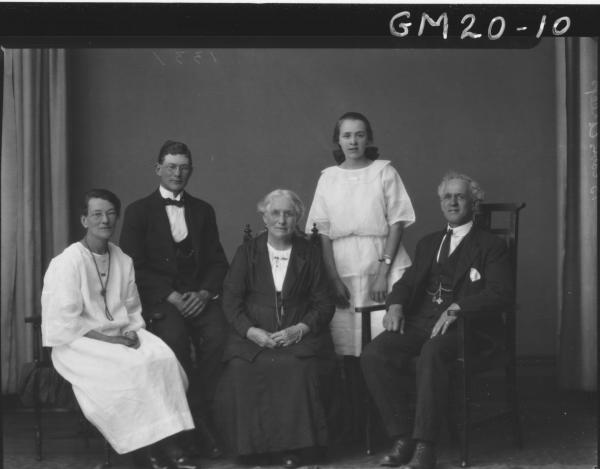 portrait of family group of three generations, two men and  three women F/L, Greep