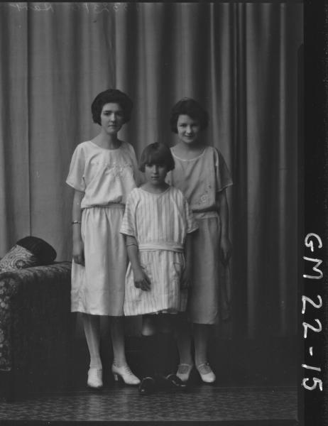 portrait of two young women and young girl F/L, Hart