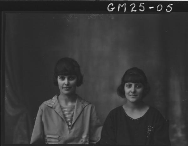 portrait of two young women H/S, Martin