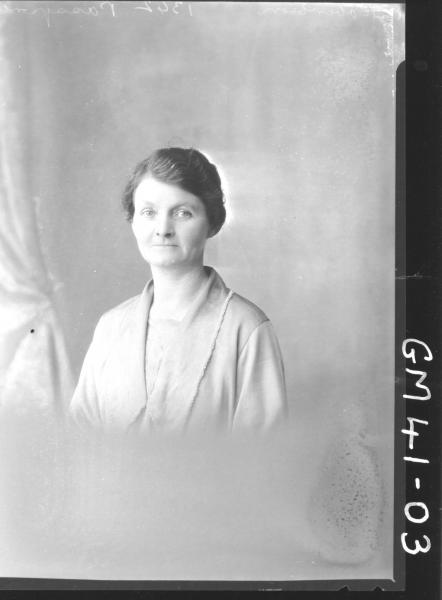 portrait of woman, H/S Robertson