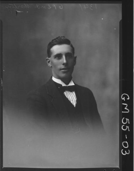 PORTRAIT OF YOUNG MAN, H/S MARTIN