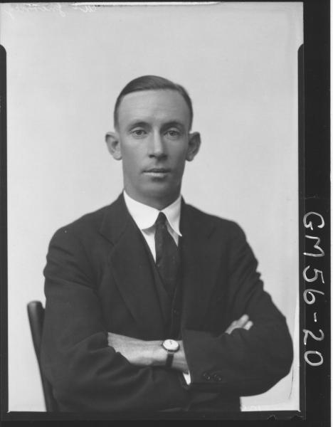 Portrait of young man H/S, McInerney