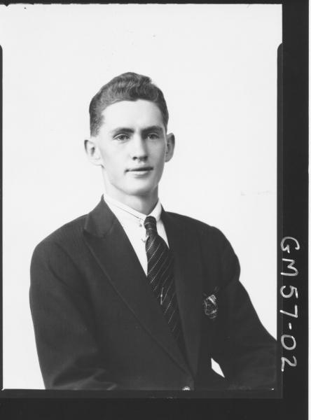 Portrait of young man H/S, McGregor