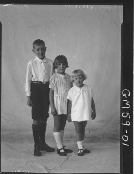 Portrait of three children F/L, Kinnear