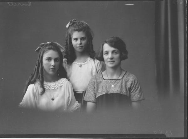 PORTRAIT OF WOMAN AND TWO CHILDREN, EVERETT