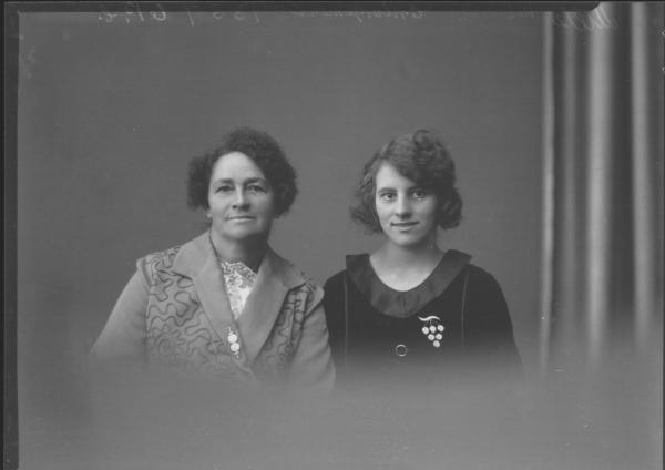 PORTRAIT OF TWO WOMAN, JONES