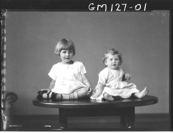 Portrait of two children 'Kemp'