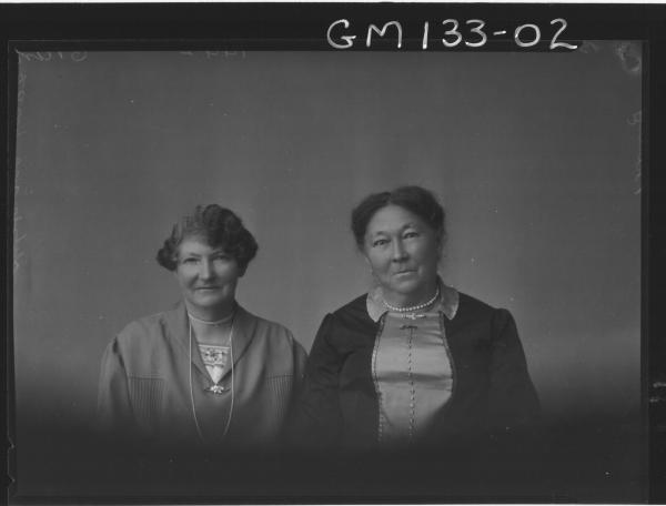 Portrait of two women 'Bailey'