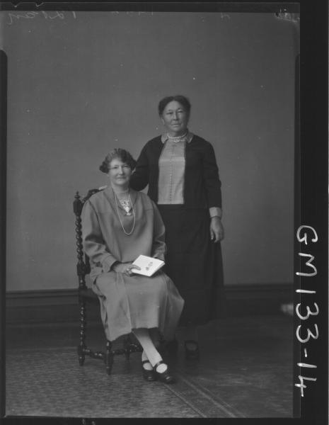 Portrait of two women 'Bailey'