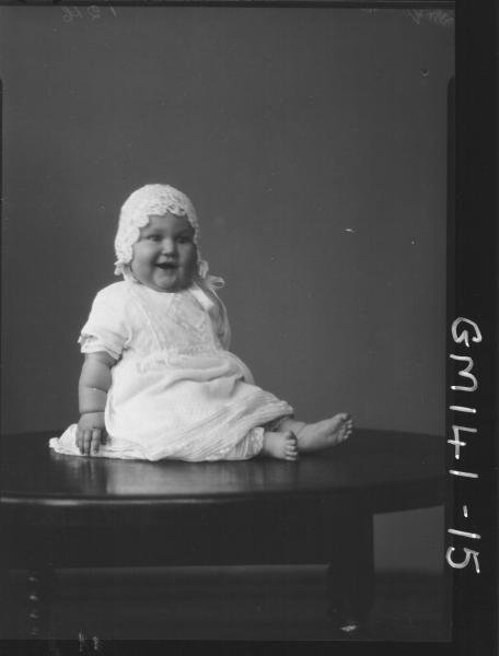 Portrait of baby 'Quom'