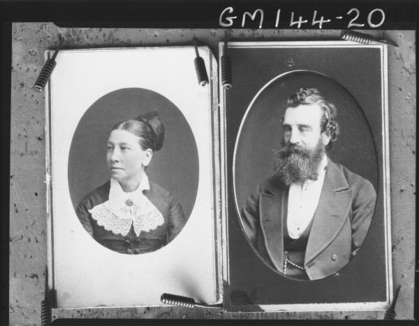 Portrait copied of man and woman 'Kyle'