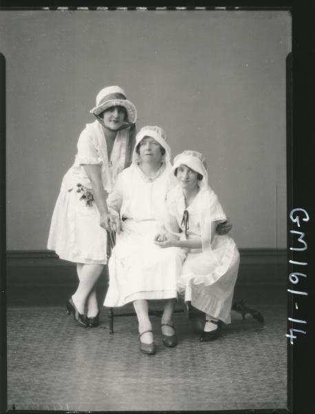 Portrait of three women 'Play'