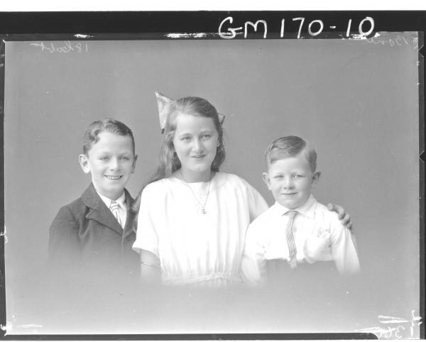 Portrait of three children 'Bone'