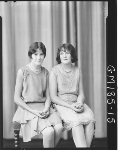 Portrait of two women 'Hodge'
