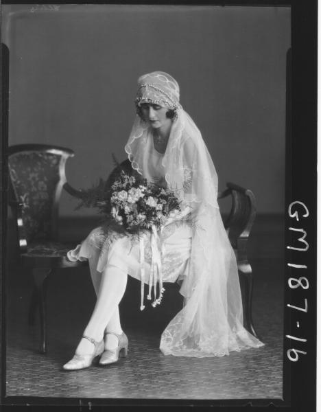 Portrait of bride 'Ellis'