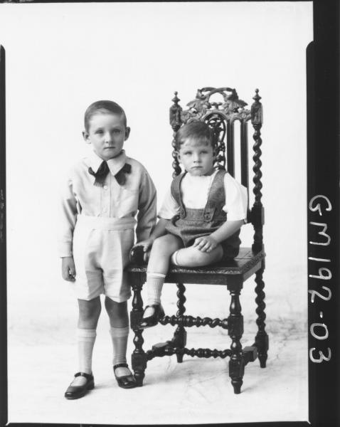 Portrait of two children 'Mathews'