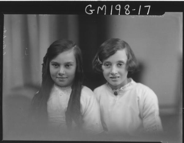 Portrait of two girls 'Lawson'