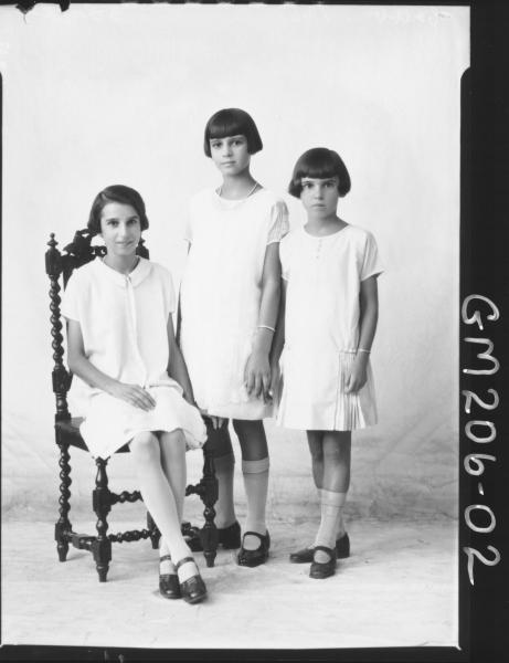 Portrait of three girls 'Cribb'