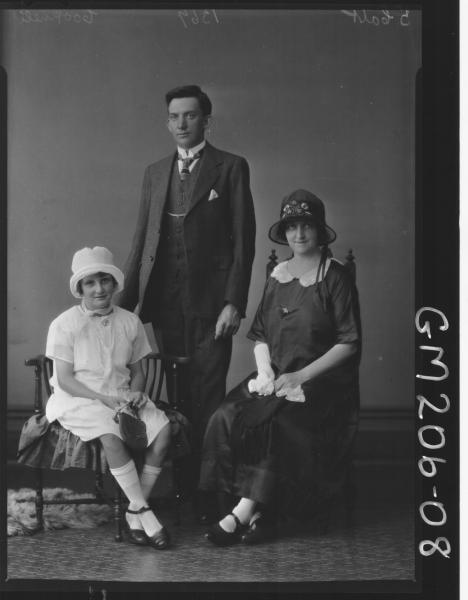 Portrait of man, woman and girl 'Cooknell'