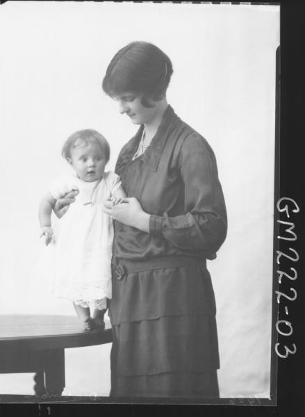 Portrait of woman and baby 'Dickman'