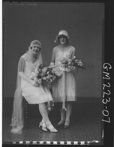 Portrait of bride & maid  'Edmonds'