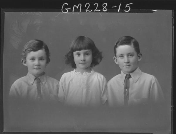 Portrait of three children 'Carroll'