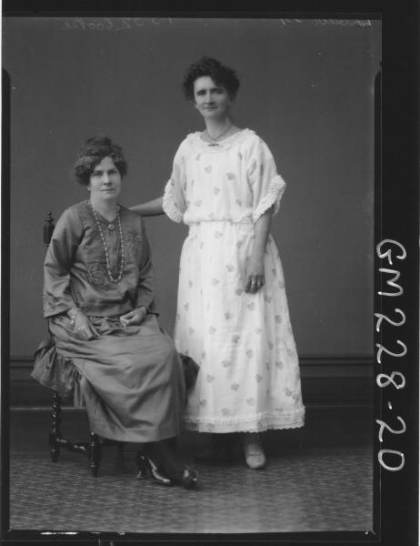 Portrait of two women 'Cooke'