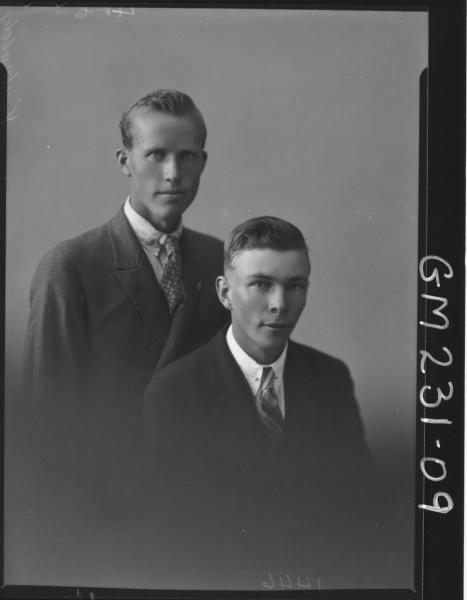 Portrait of two men 'Kirkaldy'