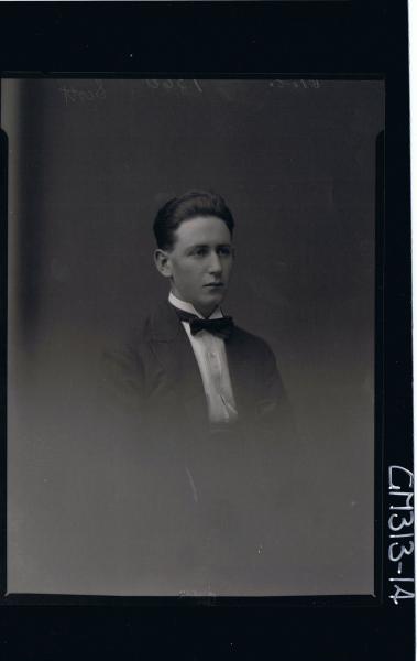 H/S Portrait of young man wearing shirt, jacket and bow tie 'Scott'