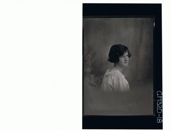 H/S Portrait of woman (side view) 'Scotson'