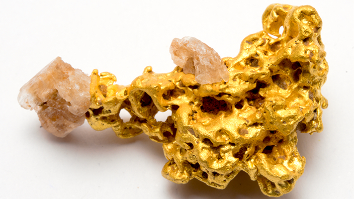 Gold and gypsum (3.1 cm long), Lake Yindarlgooda near Bulong, Western Australia.