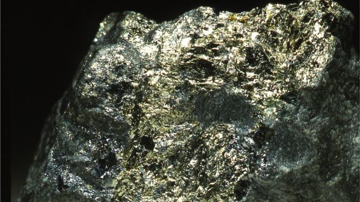 minerals gold