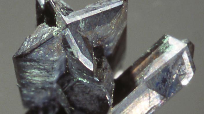 A striking formation of Chalcocite in a star-like shape