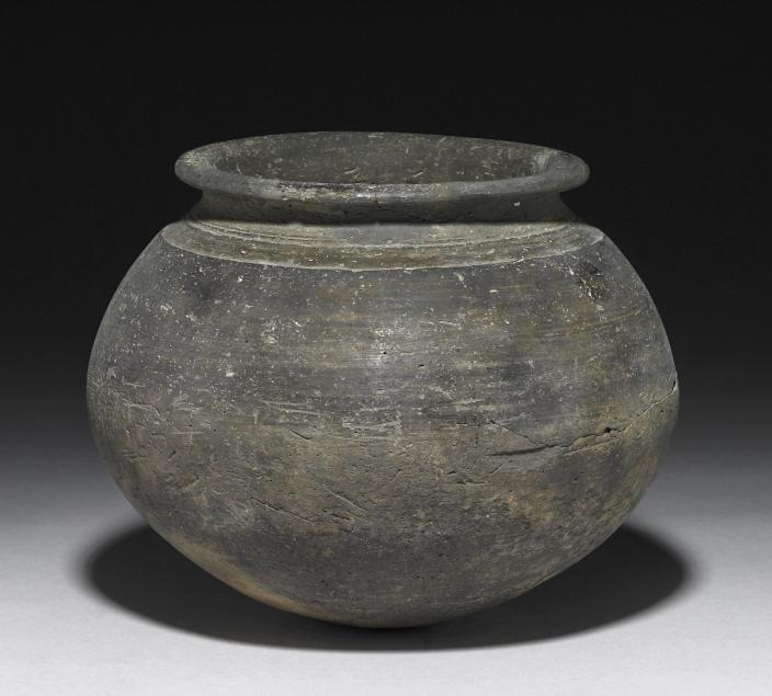 Handmade cooking pot, c. 600-900