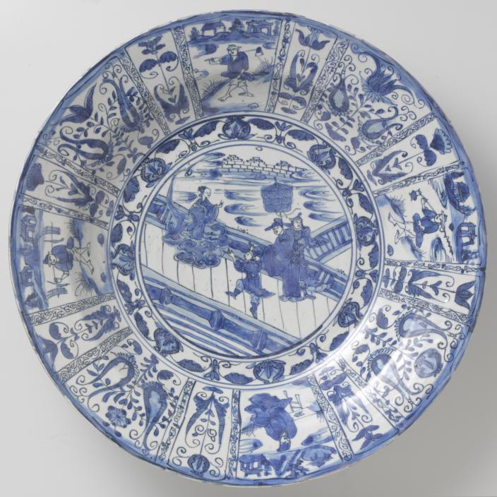 Kraak porcelain saucer, 1635-1645