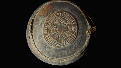 Finely carved food bowl from Murik Lakes that may be hung from a wall. Front View.