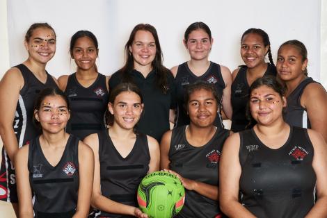 Potrait of Aztecs Netball Team: Lexi, Delilah, Leena, Brooke, Marhorney, Lily, Damins, Ella-Kae and Shenae