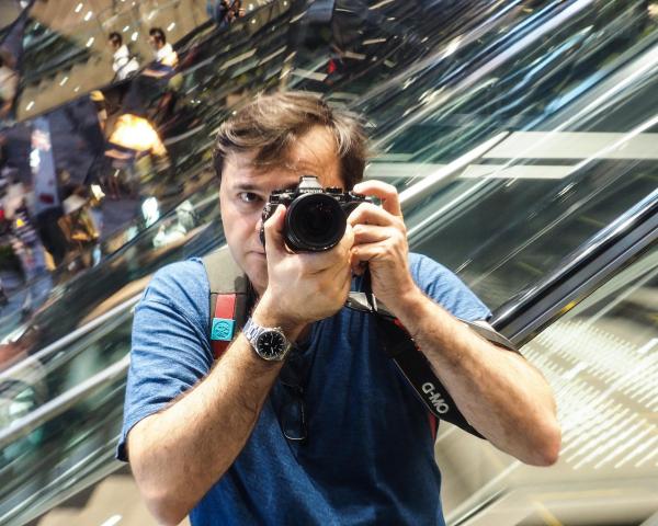 Fred behind the lens in Tokyo