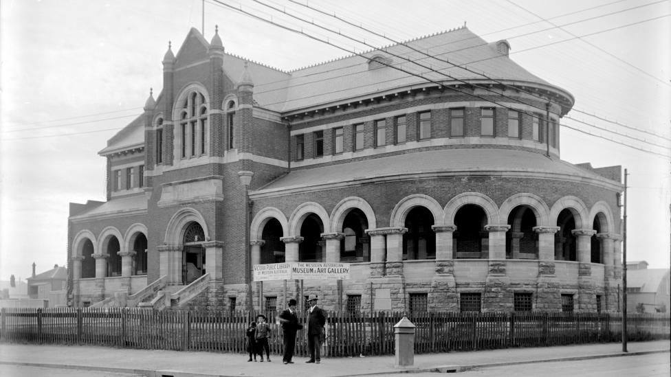 Månens overflade Vend tilbage kapre History of the Western Australian Museum – Perth | Western Australian Museum